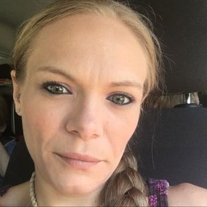 Meet your Posher, Felicia